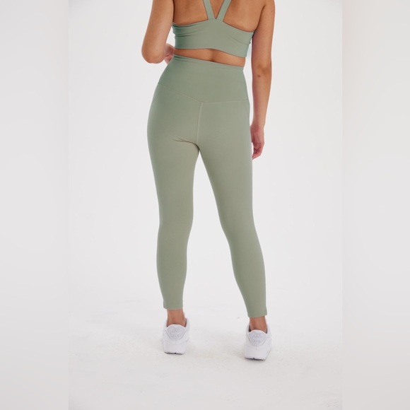 [Girlfriend Collective] Agave Green High Rise Ankle Length Leggings Size Large L - Picture 2 of 6